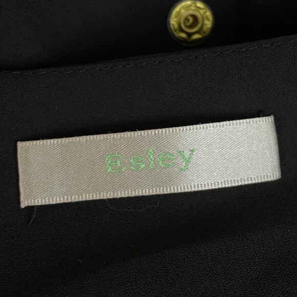 Esley Sleeveless Layered Shift Dress Black Size Small - Picture 8 of 9